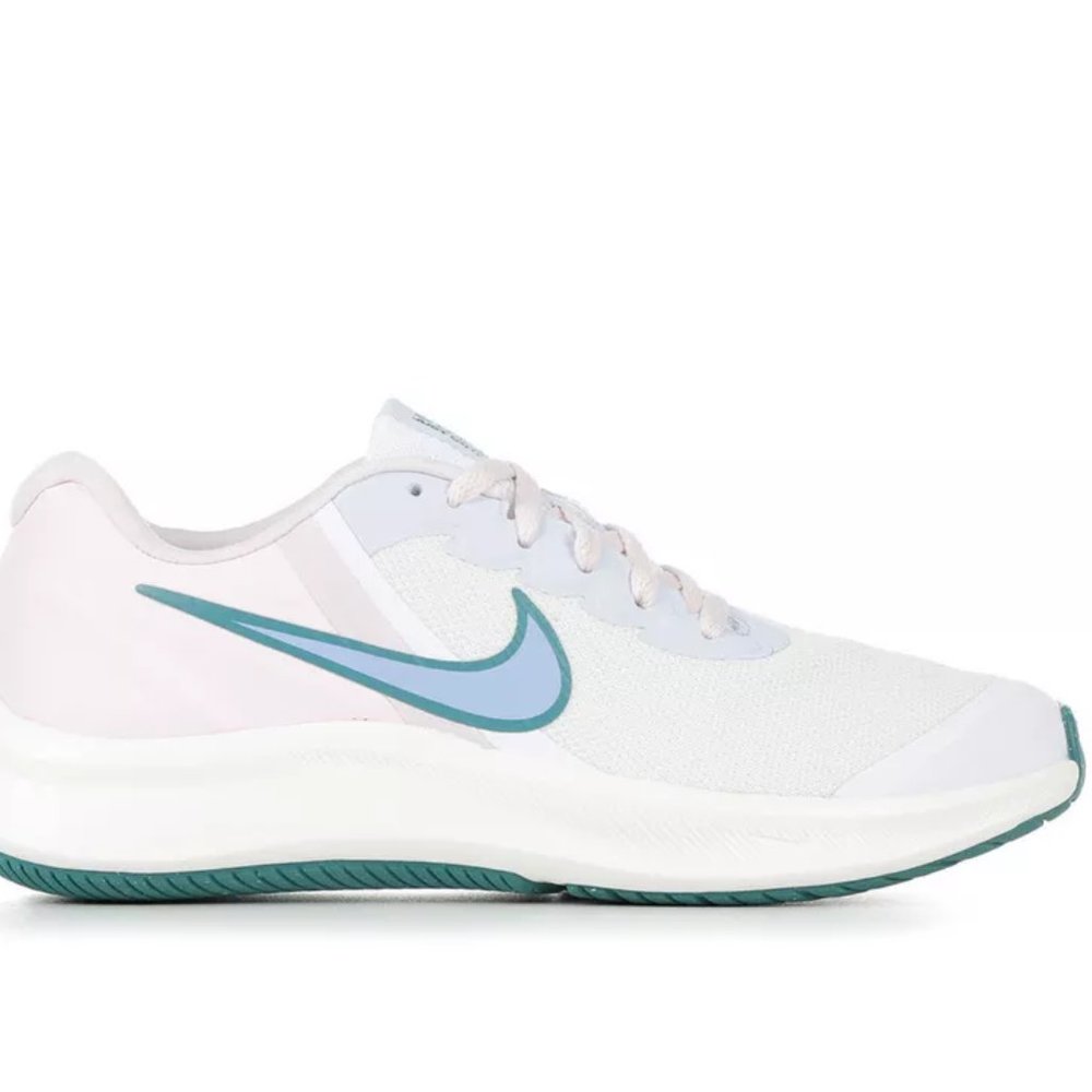 (BRAND NEW/NEVER WORN) Girls' Nike Big Kid Star Runner 3 Sneakers; Sz. 6Y